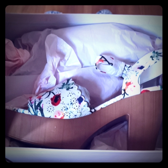 Floral print heels - Picture 1 of 1